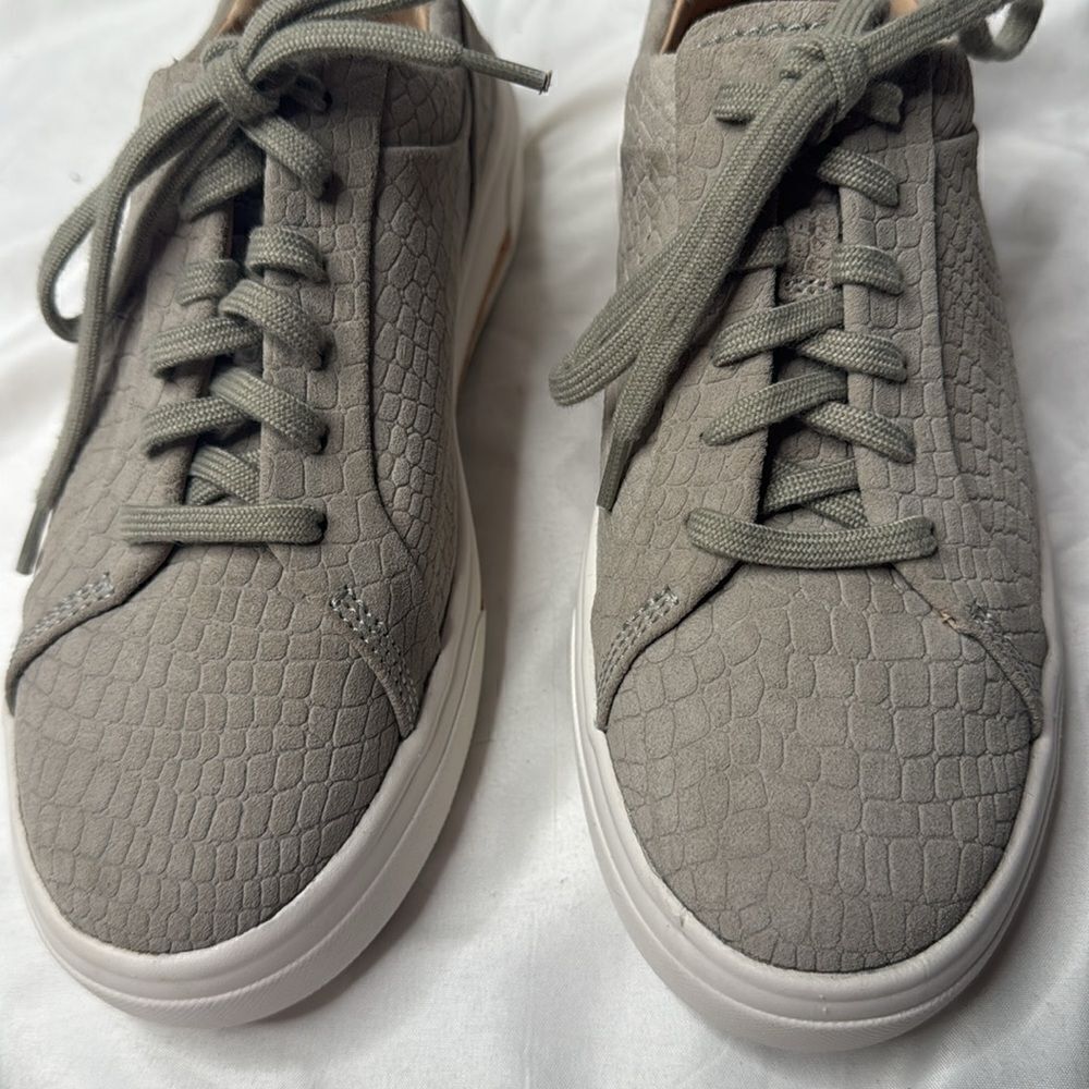 Clarks Women’s Hollyhock Walk Stone Interest. Size 7. NWOB. - Picture 5 of 8